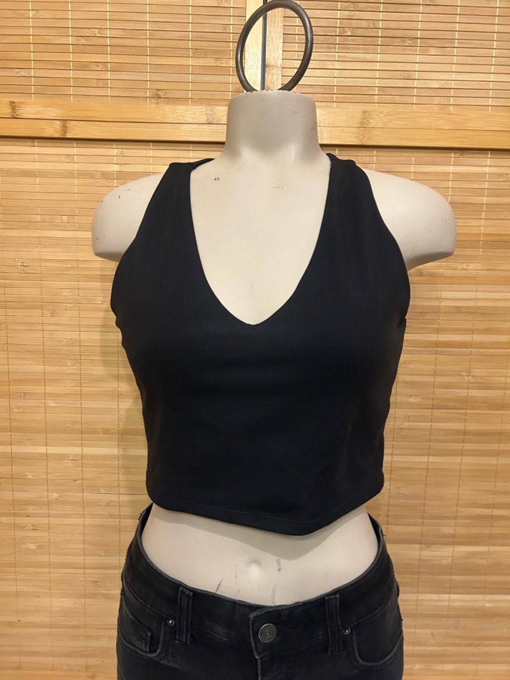 GapFit black v-neck cropped top sports bra womans large yoga workout